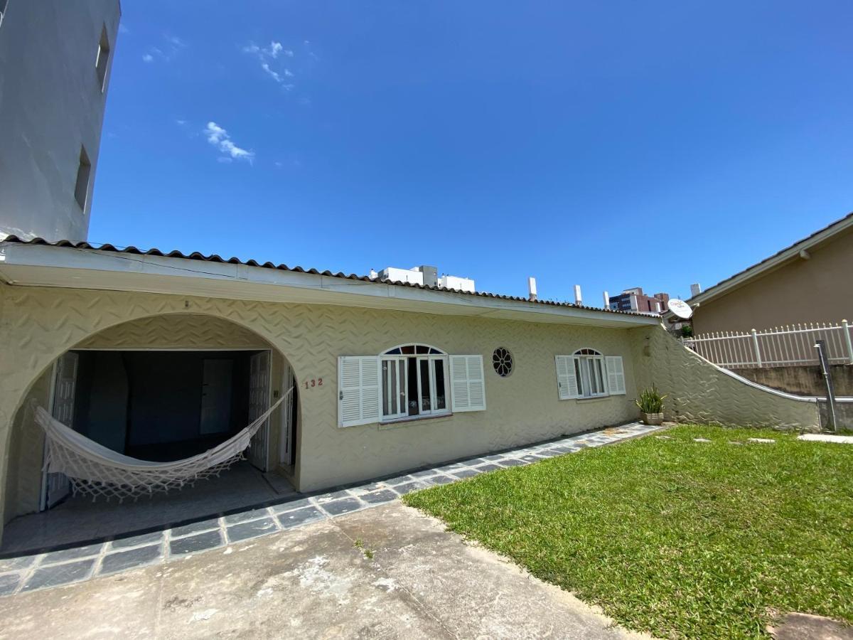 Casa No Centro De Torres E A 800 M Da Praia Grande Exterior photo